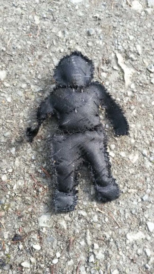 A friend of Redditor <a href="https://www.reddit.com/user/Gombotz" class="author may-blank id-t2_8rth2" target="_blank">Gombotz</a> is a graveyard gardener, and he found this creepy-looking doll on a grave one day while he was cleaning up.