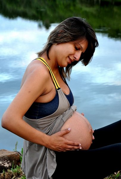 Pregnant women who suffer from heartburn are more likely to give birth to babies with full heads of hair.