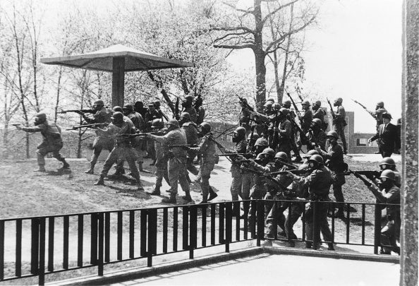 The protestors moved toward Blanket Hill. As things escalated, 28 guardsmen fired into the crowd. 