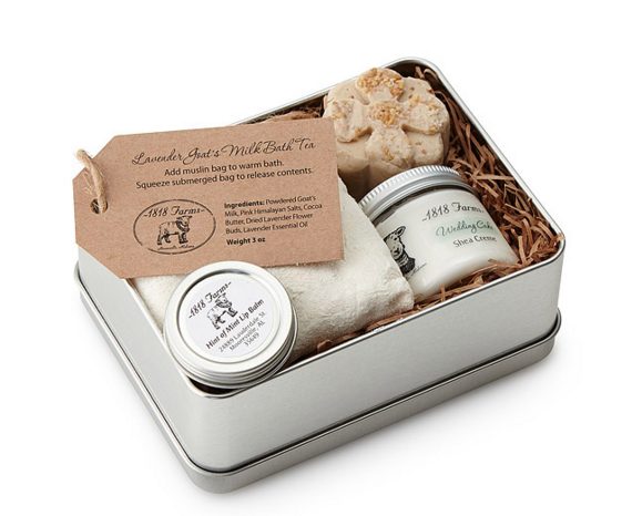 And this gift stuffs an entire spa day in one box.