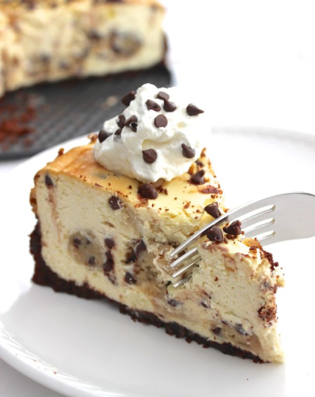 Yes, those are chunks of <a href="http://www.healthy-liv.com/chocolate-chip-cookie-dough-cheesecake/" target="_blank">cookie dough in that cheesecake</a>, and yes it's delicious.