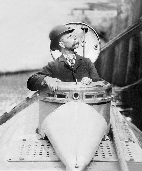 1900: John Philip Holland designs and constructs the first modern submarine.