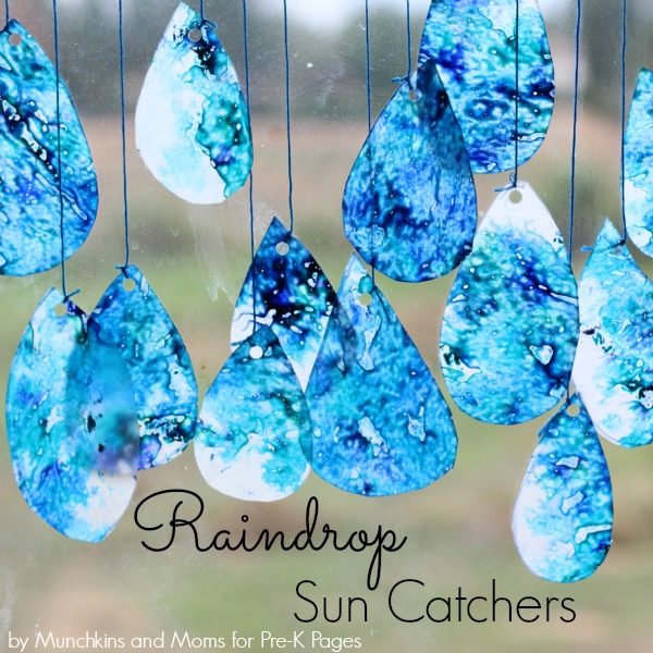 These raindrop <a href="http://www.pre-kpages.com/raindrop-suncatchers-fine-motor-art/?utm_content=bufferd08bb&amp;utm_medium=social&amp;utm_source=pinterest.com&amp;utm_campaign=buffer" target="_blank">sun catchers</a> would look lovely in just about any room.