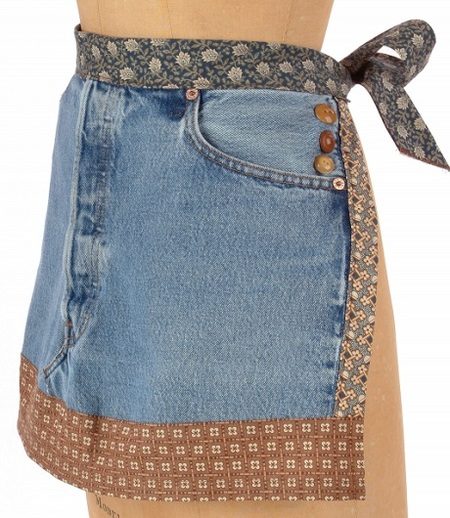 This <a href="http://www.craftfoxes.com/how_tos/apron-pattern-jean-front" target="_blank">shorter option</a> is also cute.