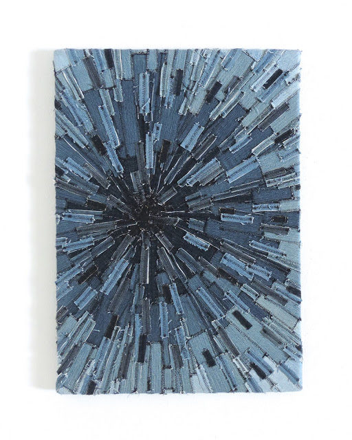 But if you <em>really</em> want to go all out with <a href="http://belrossa.blogspot.it/2011/09/denim-sunburst-textile-art.html" target="_blank">jean art</a>, this is the way to go.