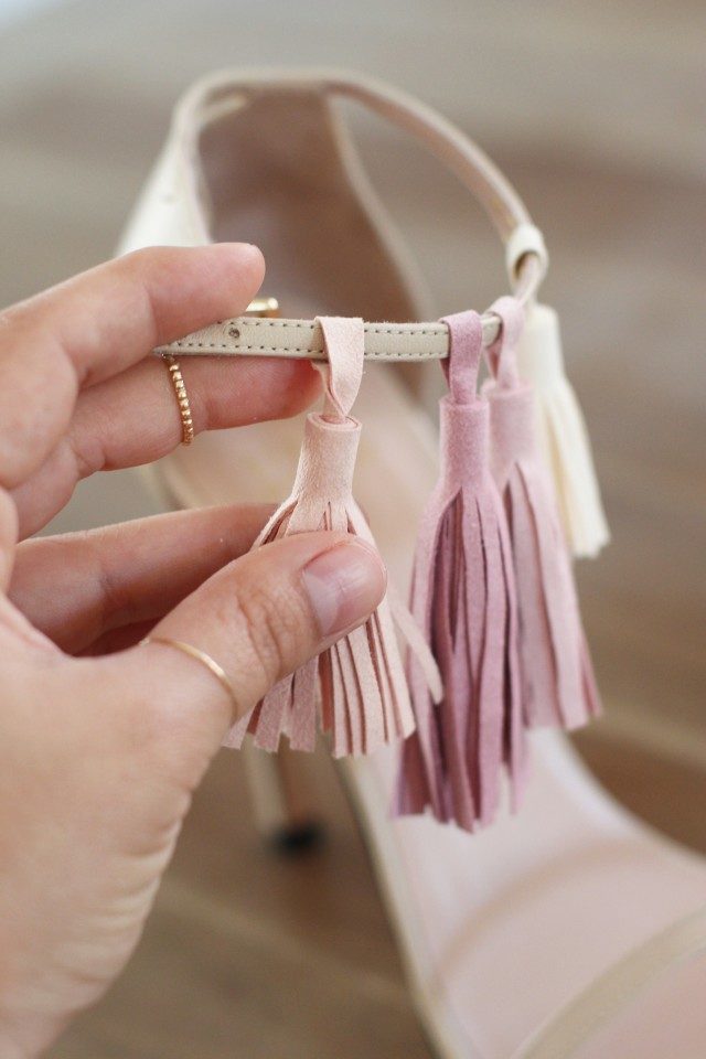 These <a href="http://honestlywtf.com/diy/diy-tassel-sandals-2/" target="_blank">adorable tassels</a> add just the right amount of boho to your sandals.