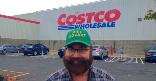 22. Shop <a href="http://www.growingslower.com/2013/03/29-organic-foods-you-can-buy-at-costco.html" target="_blank">organic at Costco</a>.