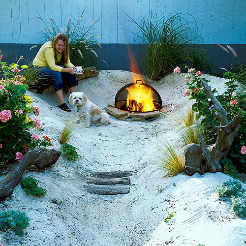 Bring the <a href="http://www.sunset.com/garden/landscaping-design/how-to-make-backyard-beach" target="_blank">beach</a> to you! 