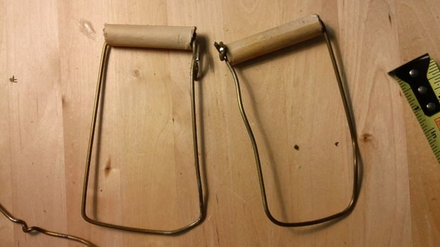 You'll also need some wires and a bit of cardboard. You could even use old hangers! Shape them into rectangles and roll some cardboard around one of the short sides.