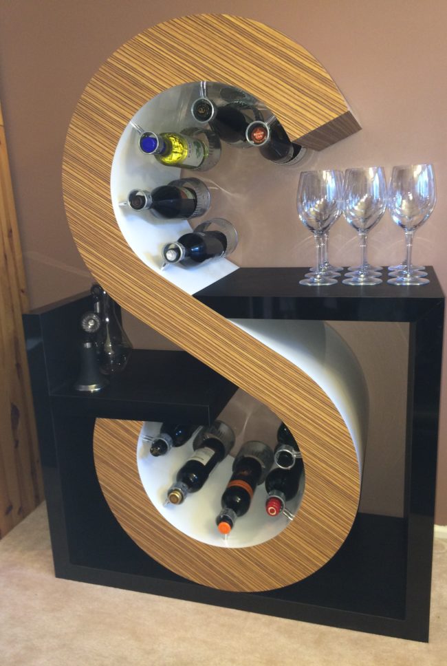 Now that is a display piece any wine lover would adore!