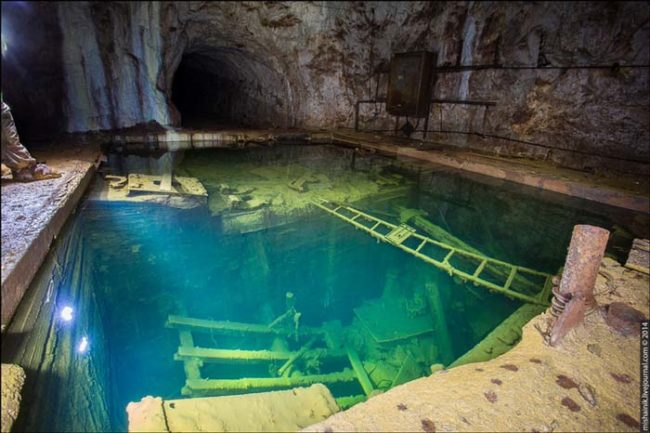 Though the exploration isn't without its risks. As you can see in the photos below, many areas have been flooded by ground water.