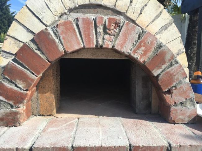 A second arch was added with red bricks.