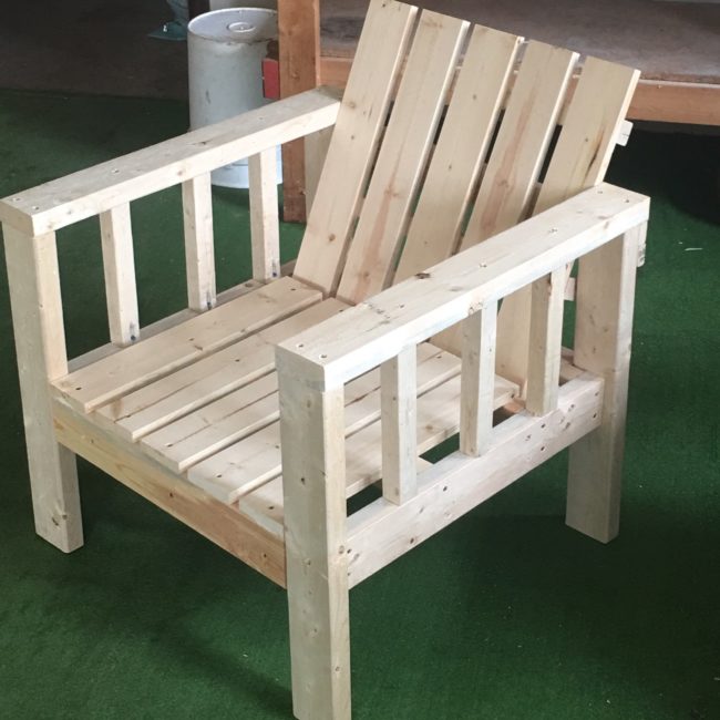 Just add paint or finish for a beautiful <a target="_blank" href="http://www.ana-white.com/2016/04/DIY_furniture/my-simple-outdoor-lounge-chair-2x4-modification">outdoor lounge chair</a>!