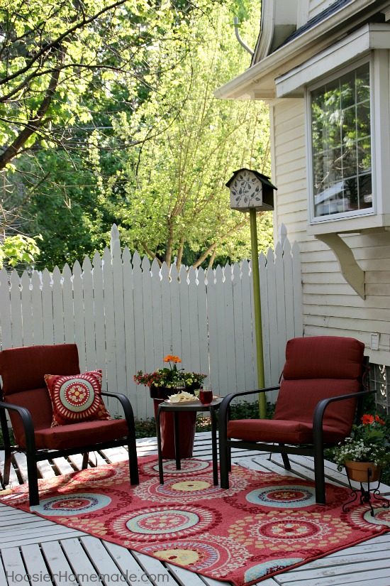 Who knew a backyard oasis could be this simple and easy?