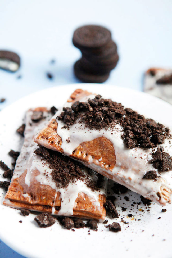 This at-home take on <a href="http://www.freckleandfair.com/blog-posts/2016/5/15/cookies-and-cream-homemade-oreo-pop-tarts" target="_blank">Pop-Tarts</a> is sure to make breakfast that much better!