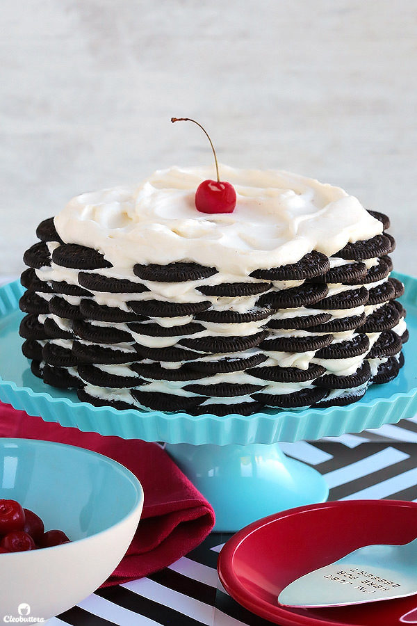 This <a href="http://cleobuttera.com/cakes/no-bake-oreo-cake/" target="_blank">no-bake Oreo cake</a> really layers on the deliciousness.