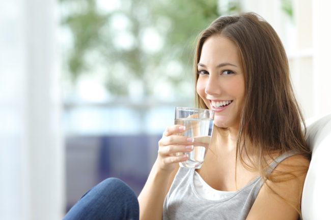 <a target="_blank" href="http://www.active.com/nutrition/articles/the-many-wonders-of-water-6-reasons-to-drink-up">Water</a> is your friend -- it boosts your energy, reduces stress, helps you eat less, and speeds up your metabolism.