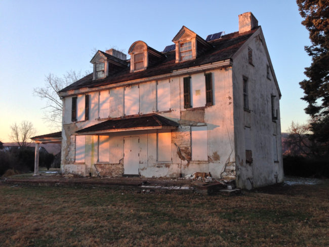 I have a suspicion that the inside of this Pennsylvania house is way more disturbing than the outside.