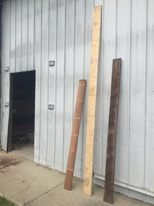 <a href="https://www.reddit.com/user/ztrobbins" class="author may-blank id-t2_fv0ki" target="_blank">Ztrobbins</a> began by purchasing nearly $80 worth of wood from his local lumber yard. 