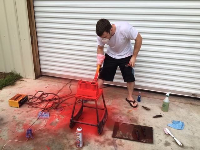 To add some color to the table, he painted the lower intake and valve covers red.