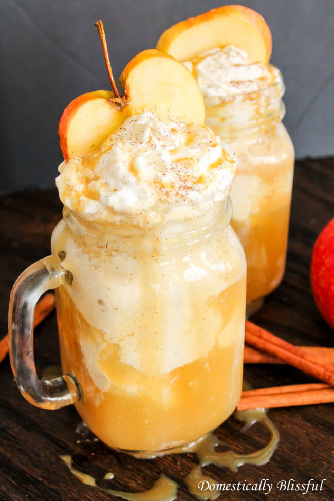 <a href="http://domesticallyblissful.com/apple-cider-floats/" target="_blank">Apple cider floats</a> are destined to be my new go-to drink.