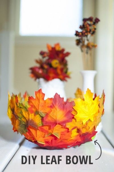 This <a href="http://www.instructables.com/id/Leaf-Bowl/?ALLSTEPS" target="_blank">leaf bowl</a> can serve as the perfect home for your favorite fall potpourri.