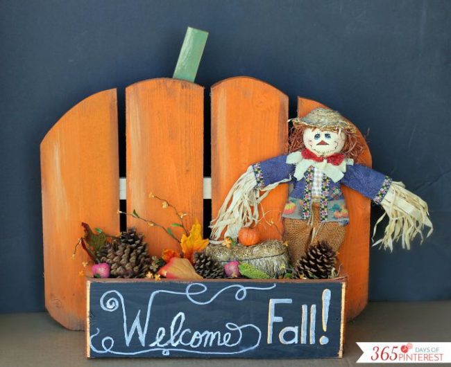 Autumn is all about being rustic, and this <a href="http://www.365ishpins.com/diy-rustic-pumpkin-stand/" target="_blank">awesome decorative pumpkin</a> is just that!