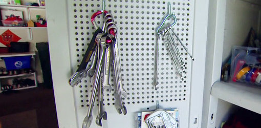 Keep your tools from cluttering up the garage by hanging them on carabiners.