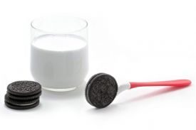 Enjoy America's favorite cookie without dunking your hand into the milk along with it. Get yourself a <a href="http://www.thedipr.com/store/the-dipr-red/" target="_blank">cookie dipper</a>!