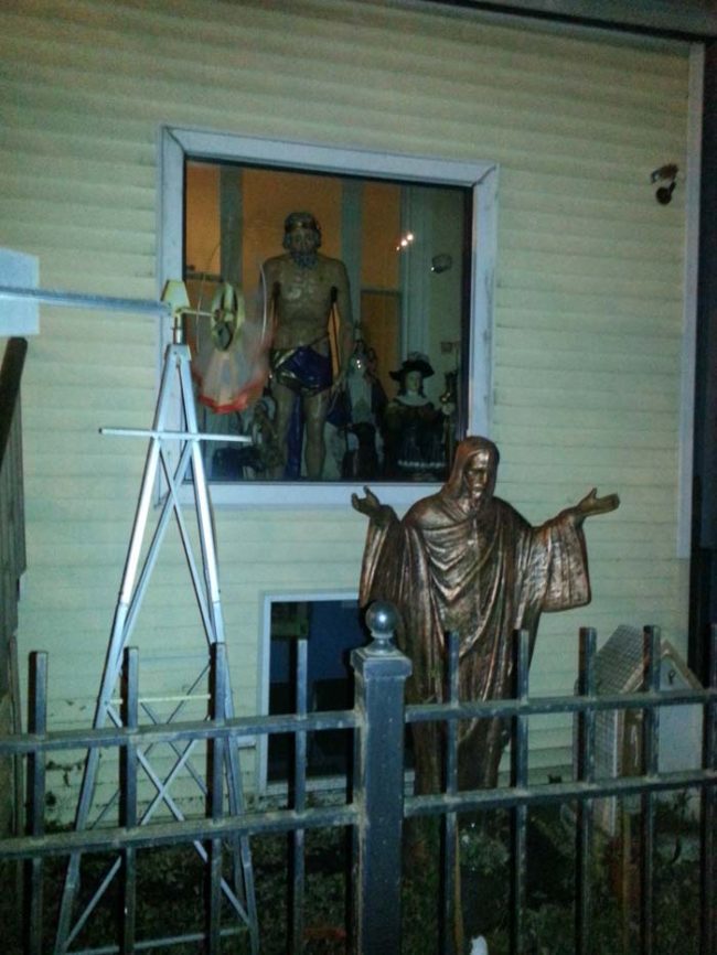 That one in the window is what nightmares are made of.