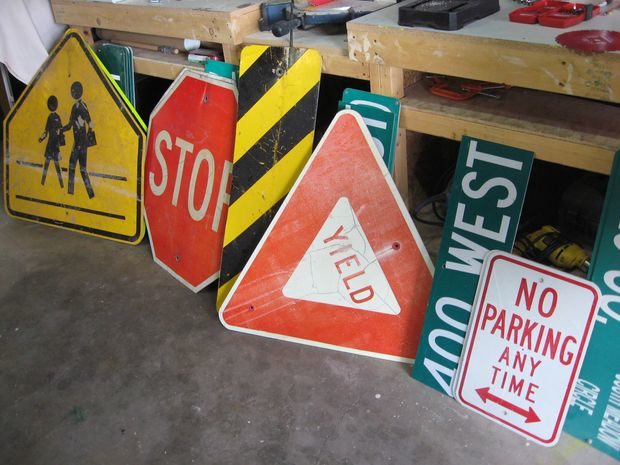 <a rel="author" href="http://www.instructables.com/member/seamster/" itemprop="author" target="_blank">Seamster</a> began by collecting a variety of old road signs.