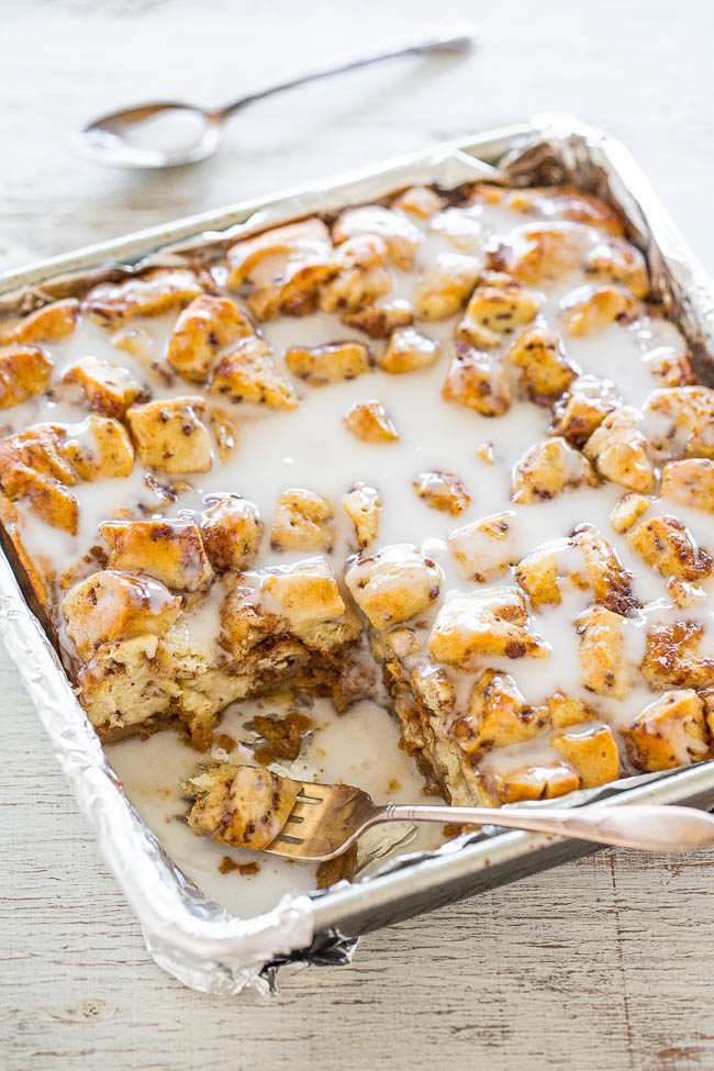 Heaven help me if I get my hands on this <a href="http://www.averiecooks.com/2016/09/pumpkin-cinnamon-roll-bake.html#_a5y_p=5779621" target="_blank">pumpkin cinnamon roll bake</a>.