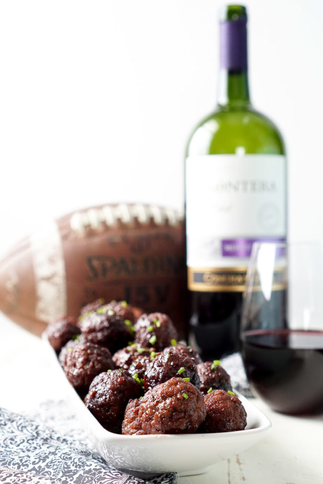 <a href="http://www.sugarandsoul.co/2016/01/fromage-fort-wine-cheese-dip-recipe.html" target="_blank">Merlot meatballs</a> will please everyone at your next game day bash.