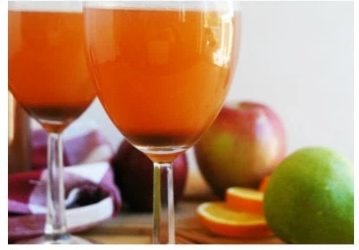 If you love cider but you're tired of apples, try this <a href="http://www.allergyawesomeness.com/slow-cooker-apple-pear-cider-gluten-dairy-egg-soy-peanut-top-8-free-vegan/" target="_blank">pear version</a>.