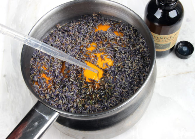 Leave your entire home smelling like fresh laundry with a <a href="http://www.soapqueen.com/bath-and-body-tutorials/natural-cleaners-for-the-kitchen-free-label-template/" target="_blank">simmering mixture</a> of lavender and orange.