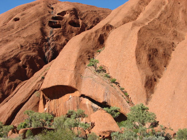 Located in the heart of the Australian desert, Uluru isn't known for receiving large amounts of rainfall.