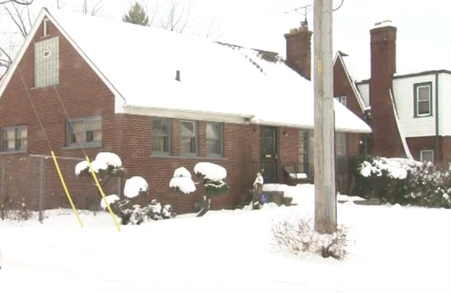 During a family celebration Friday night at their Highland Park home, one family member discovered a loose thread on a young girl’s holiday sweater.