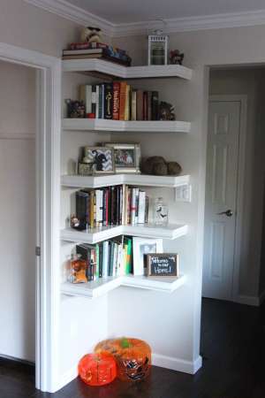 http://www.apartmenttherapy.com/corner-shelves-217672